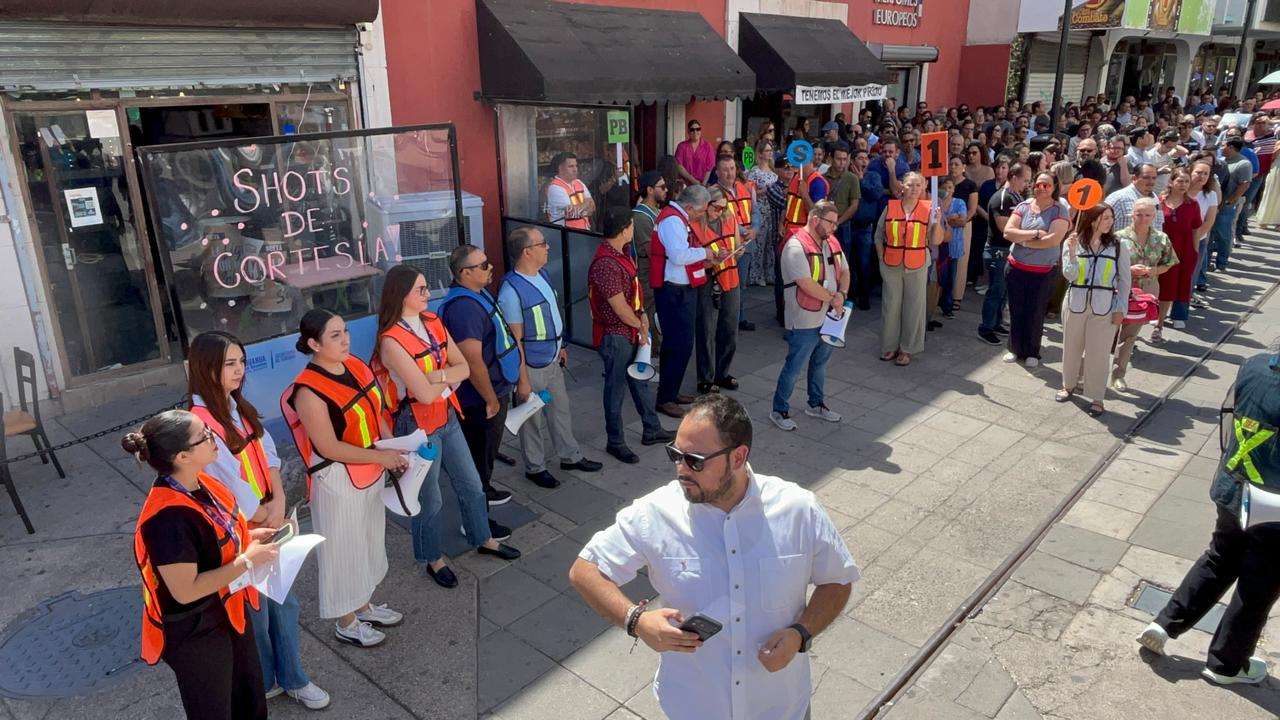 Participan 566 trabajadores de Salud en simulacro en el Centro