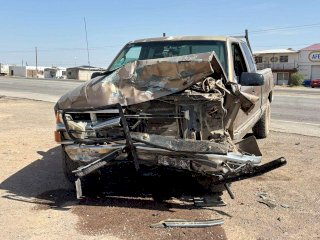 Deja fuerte choque dos heridos en la salida a Juárez 