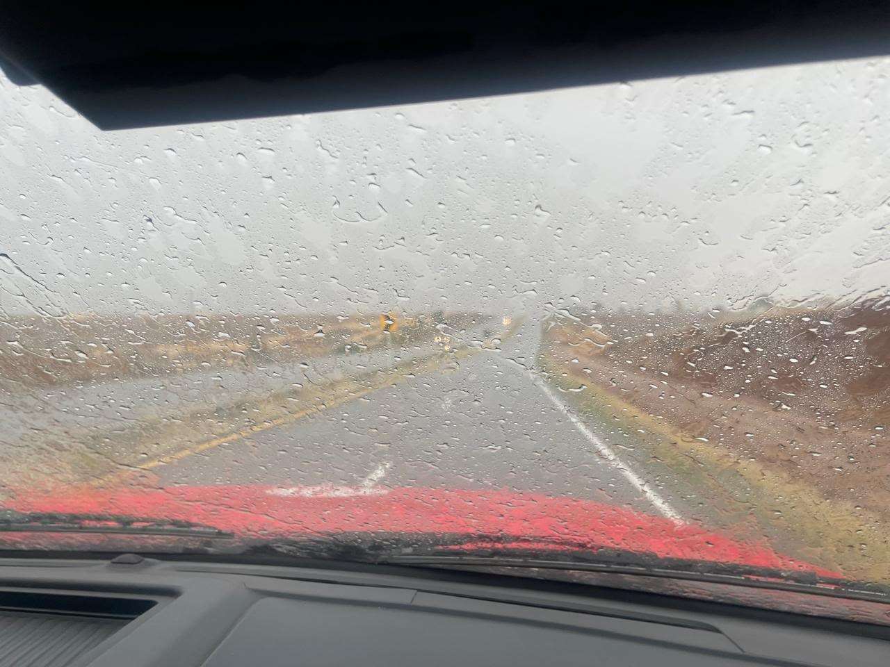 Alertan por núcleo de tormenta al oeste de la ciudad