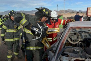 Fortalece Bomberos capacitación para rescate de personas atrapadas