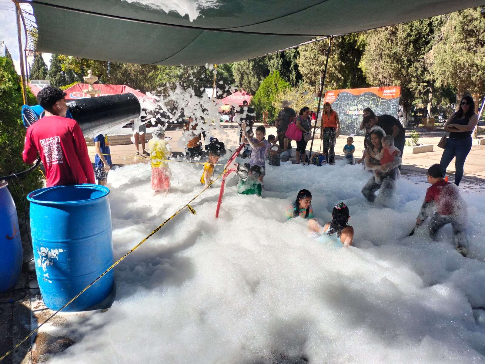 Aprenden familias protocolos de emergencia durante Domingo Feliz