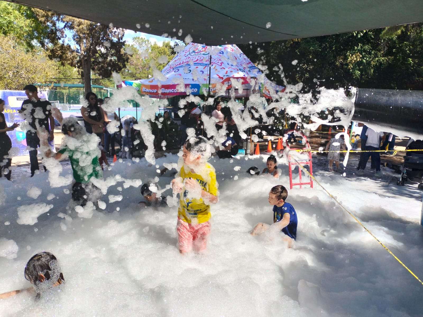 Aprenden familias protocolos de emergencia durante Domingo Feliz