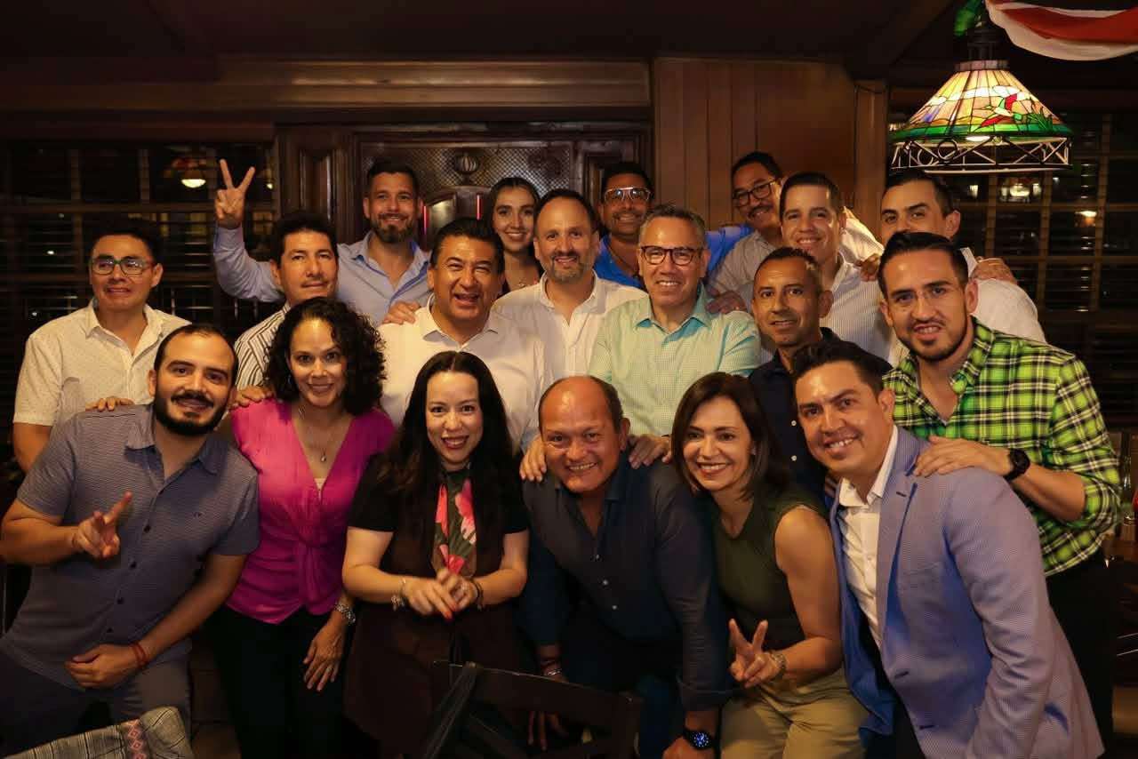 Sostiene De la Peña encuentro con personal de Coesvi