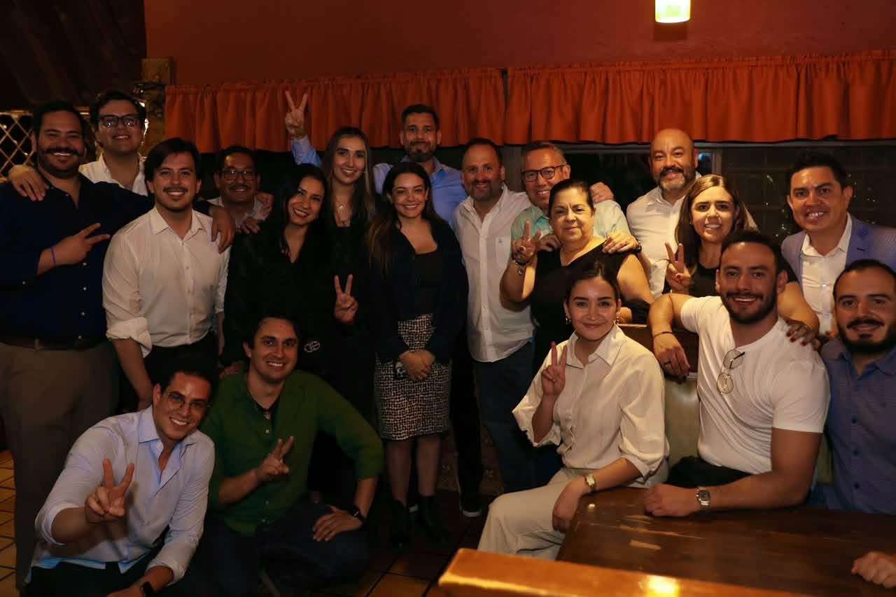 Sostiene De la Peña encuentro con personal de Coesvi