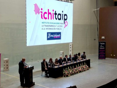 Presenta Ichitaip conferencia de Luis Cárdenas sobre libertad de expresión