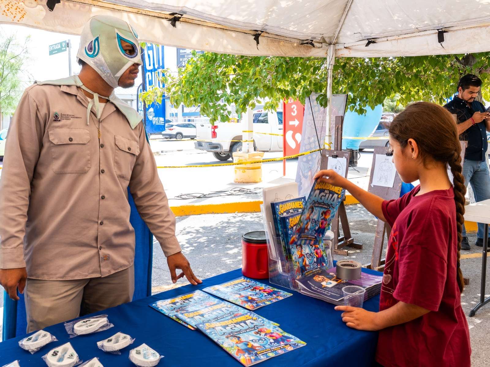 Acercan descuentos en pagos para el agua en Plaza San Lorenzo