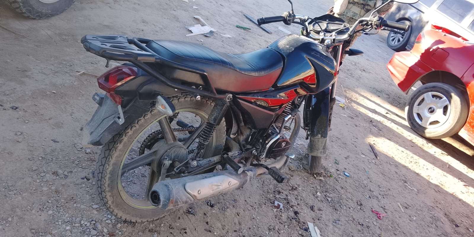 Detienen a ladrón de motocicleta