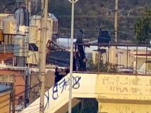 Auxilian policías a mujer en puente del periférico R. Almada