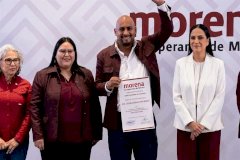 Es Elí Cervantes corcholata de Morena en SLP 