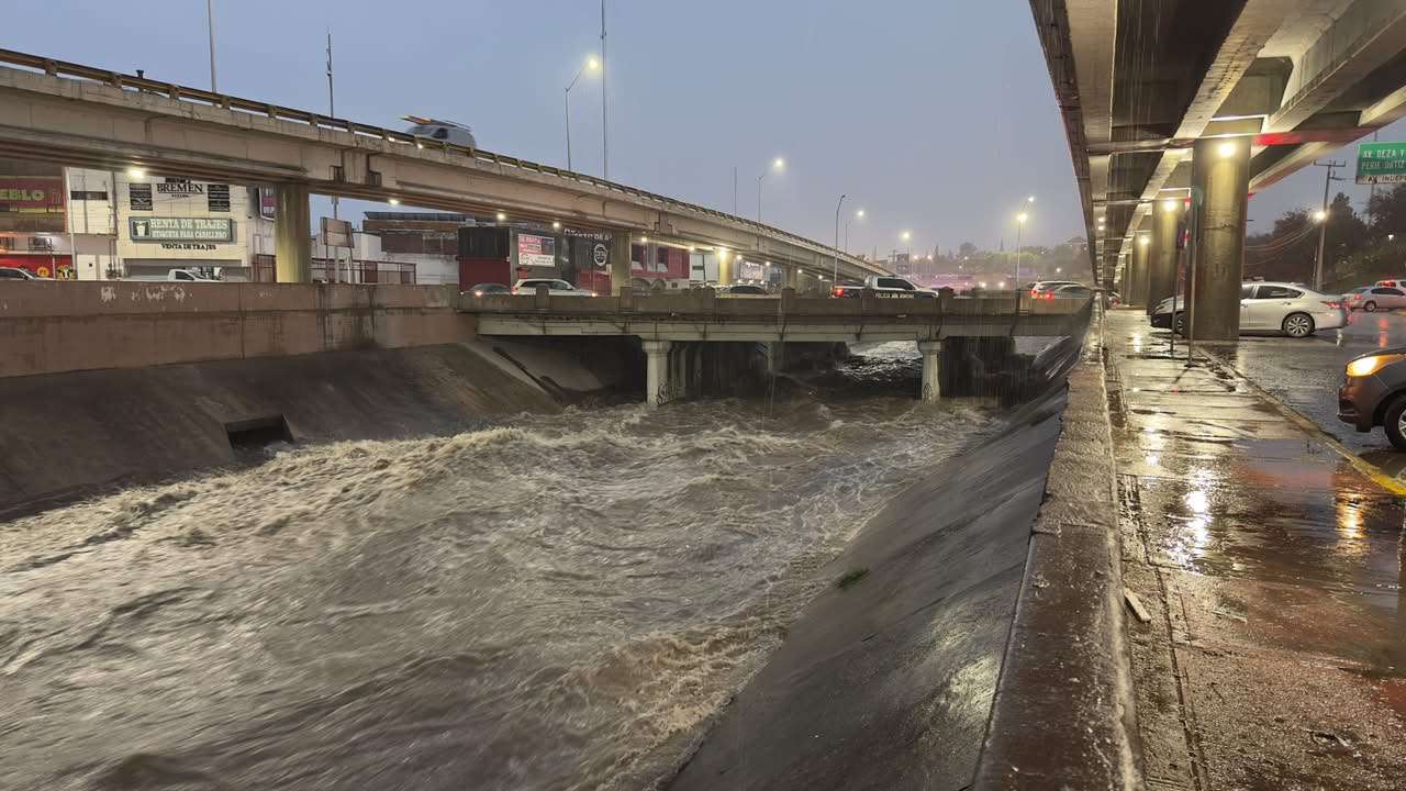 Eleva tromba nivel del Canal Chuviscar