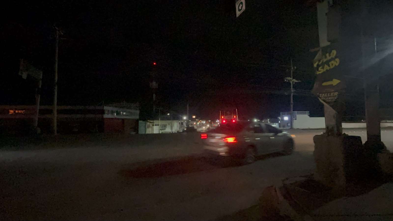 Reportan fallas en semáforos y caos vial en la Heroico y Monte Albán