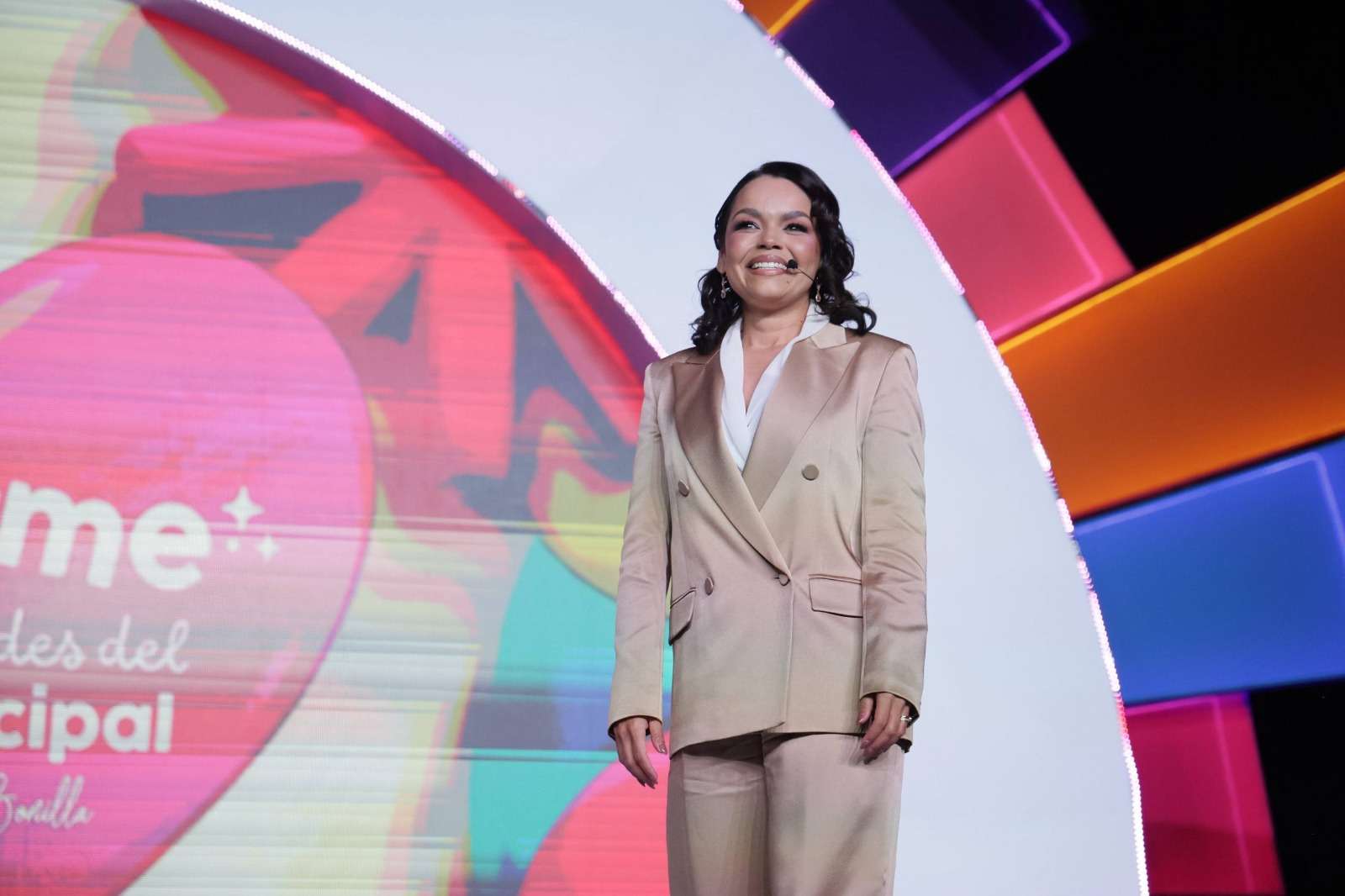 Rinde Karina Olivas quinto informe al frente del DIF Municipal