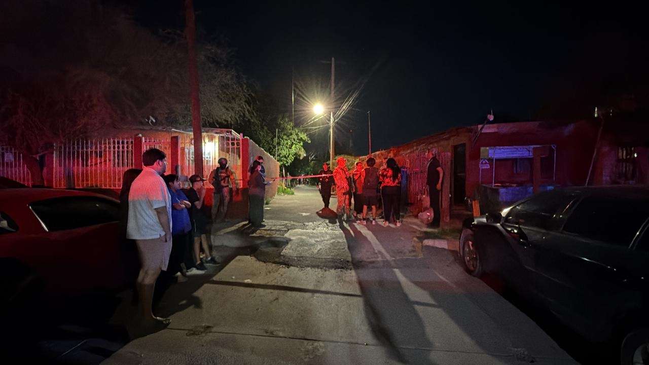 Matan a joven dentro de una casa en la colonia Eréndira