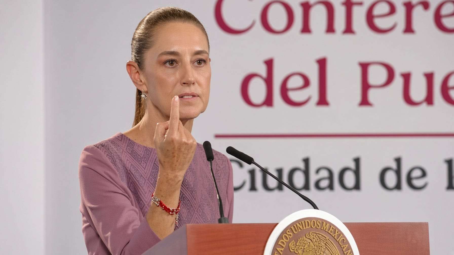 Estalla Sheinbaum por pregunta sobre blindaje ante el narco