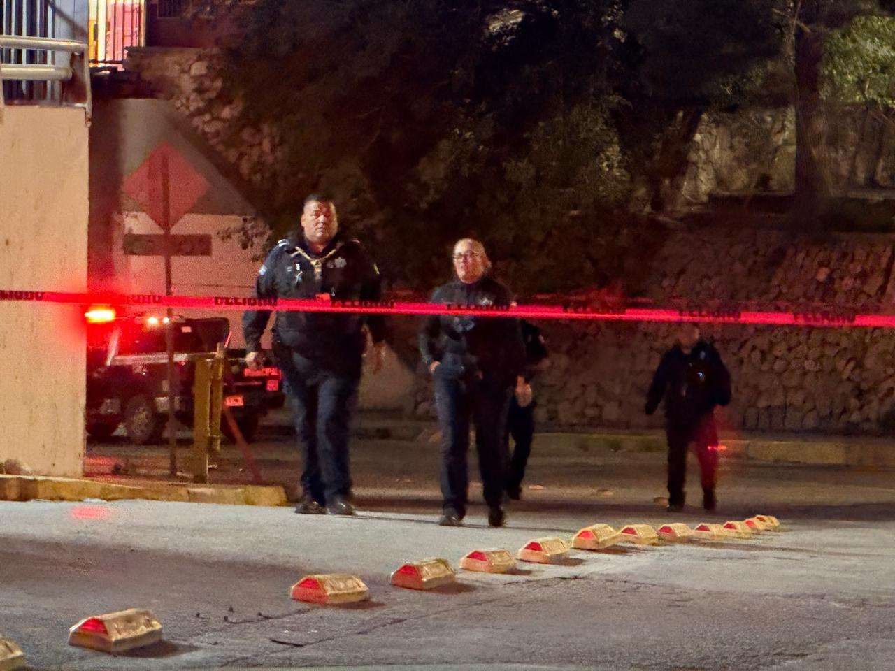 Hombre fallece afuera de clínica tras presunta picadura de araña