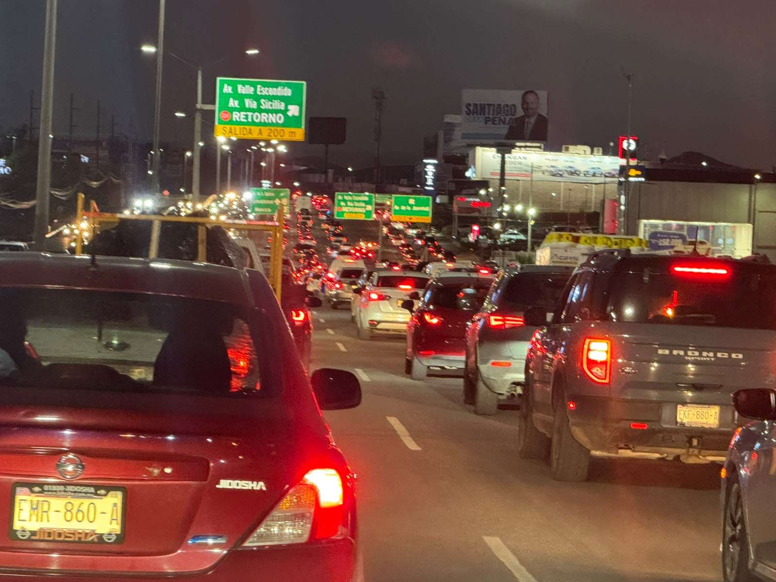 Colapsa choque carambola tráfico en el Perijuv