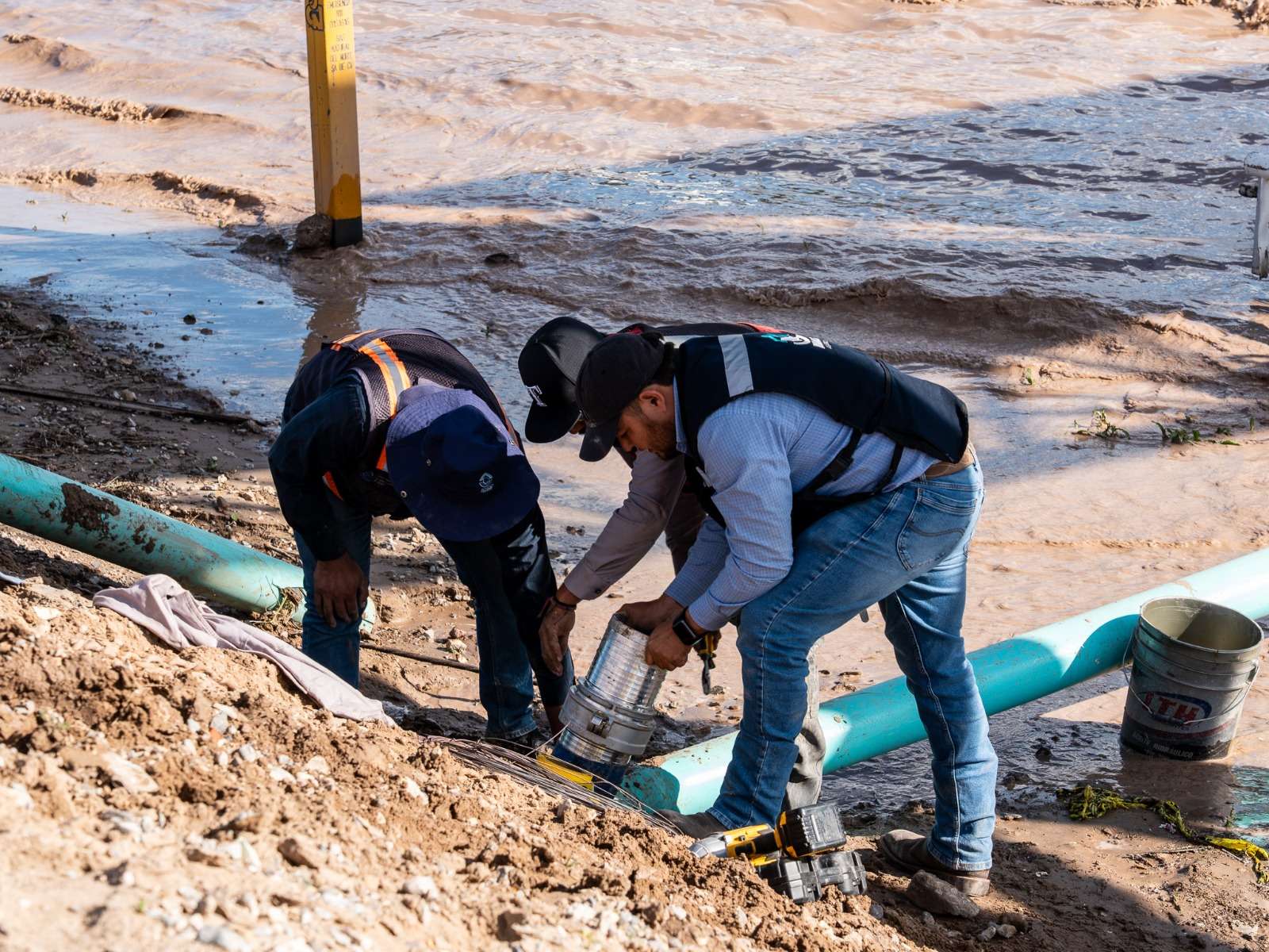 Refuerzan operativo de emergencia por aumento del nivel del río Bravo