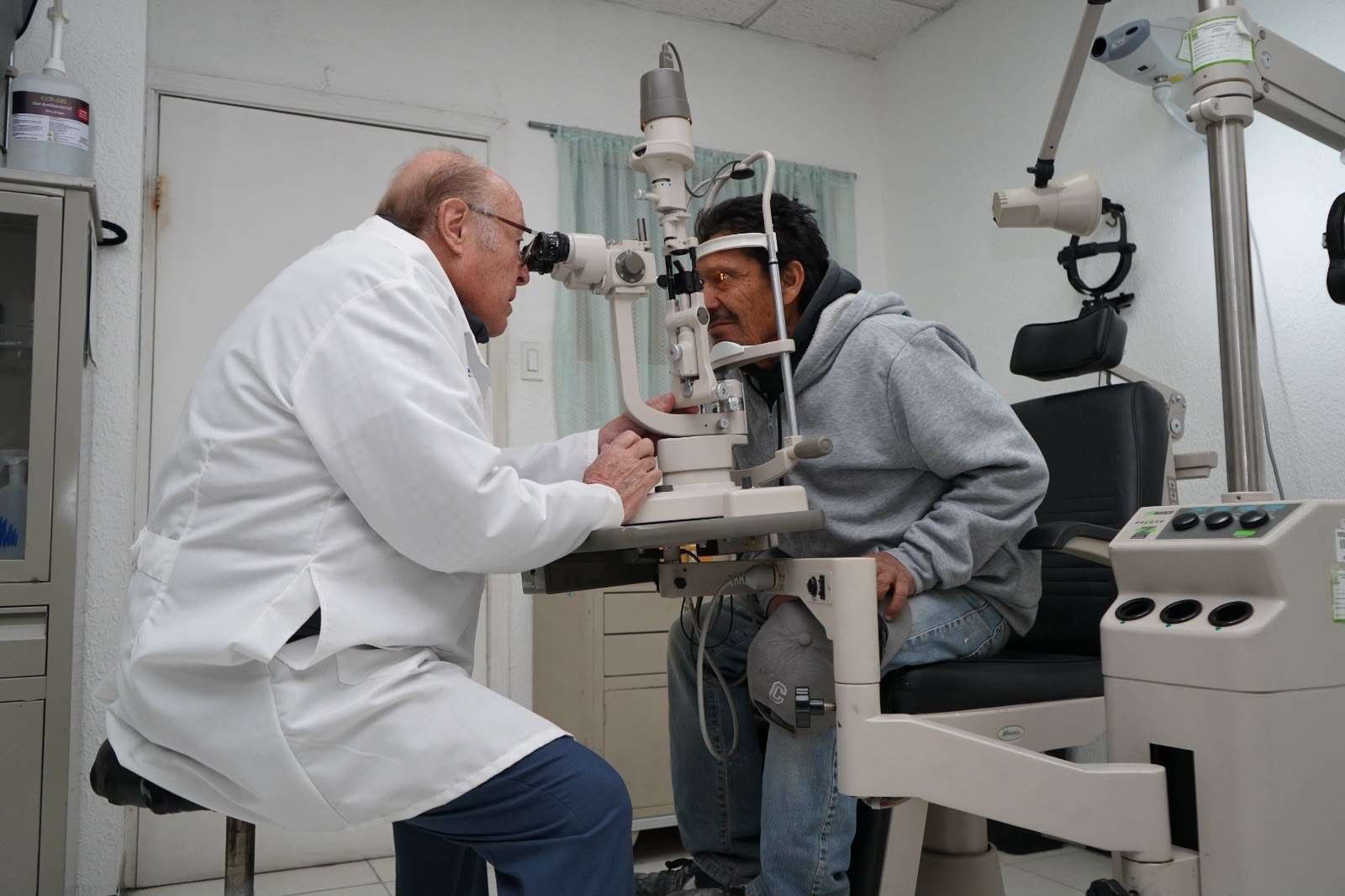 Llama Salud a prevenir enfermedades desde los 60 años