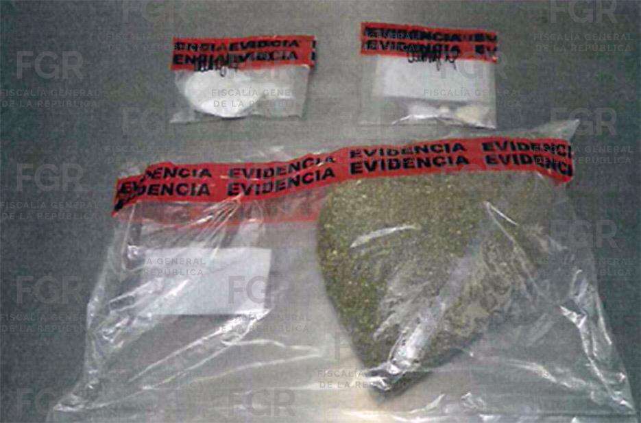 Da FGR ocho años de prisión a dos narcomenudistas 