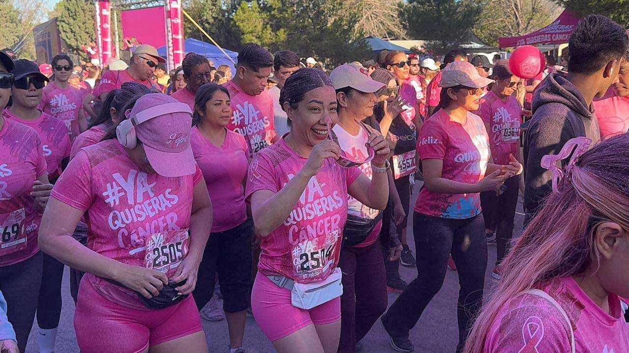 Participan cerca de 10 mil en carrera Ya Quisieras Cáncer en Juárez