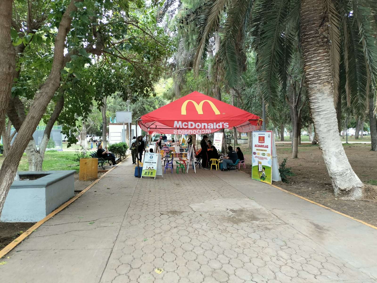 Reduce lluvia asistencia al Domingo Feliz en Chihuahua