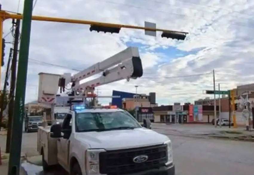 Asegura Municipio que avanza semaforización inteligente 