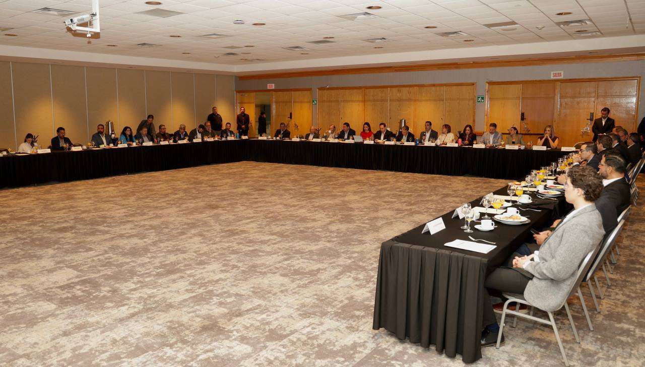 Acuerda Chavira con Canacintra trabajar en agenda de competitividad