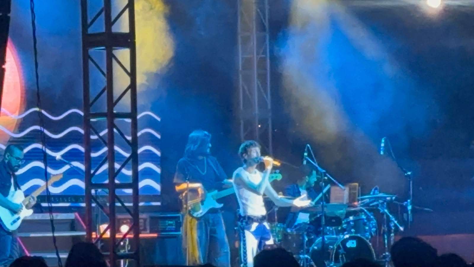 Enciende Esteman el Fich 2026 con concierto al aire libre
