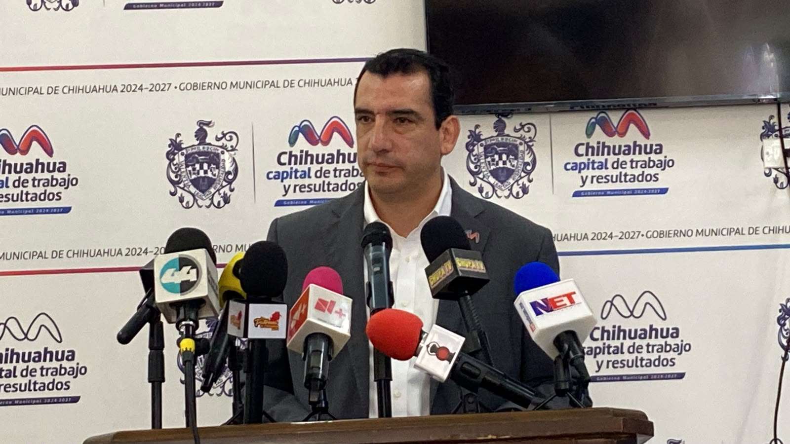 Pone René Chavira seguridad como prioridad al frente del Municipio