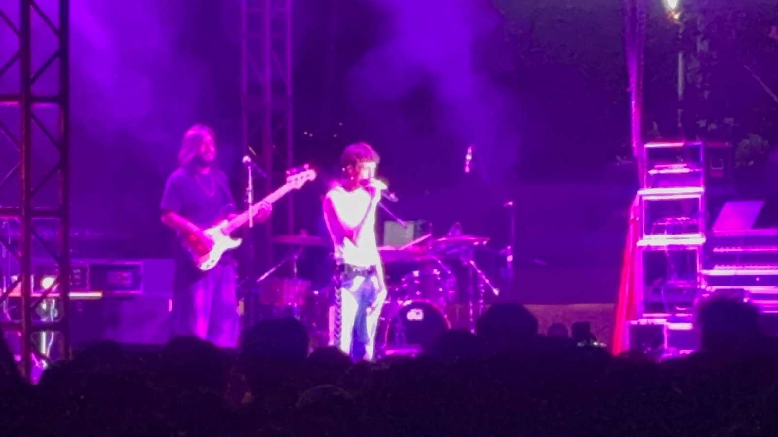 Enciende Esteman el Fich 2026 con concierto al aire libre