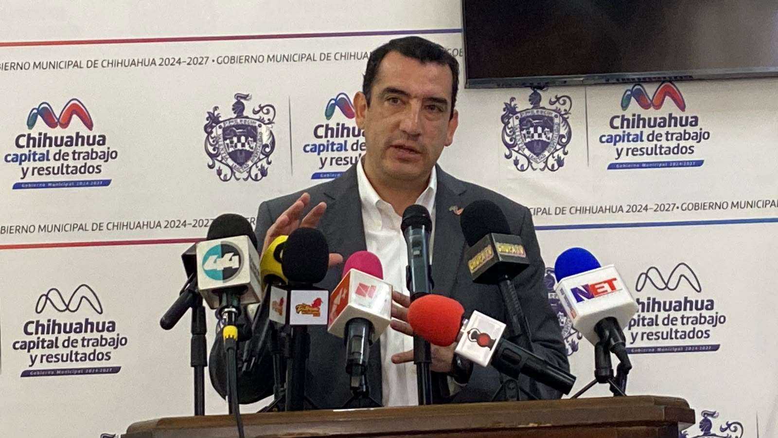 Pone René Chavira seguridad como prioridad al frente del Municipio