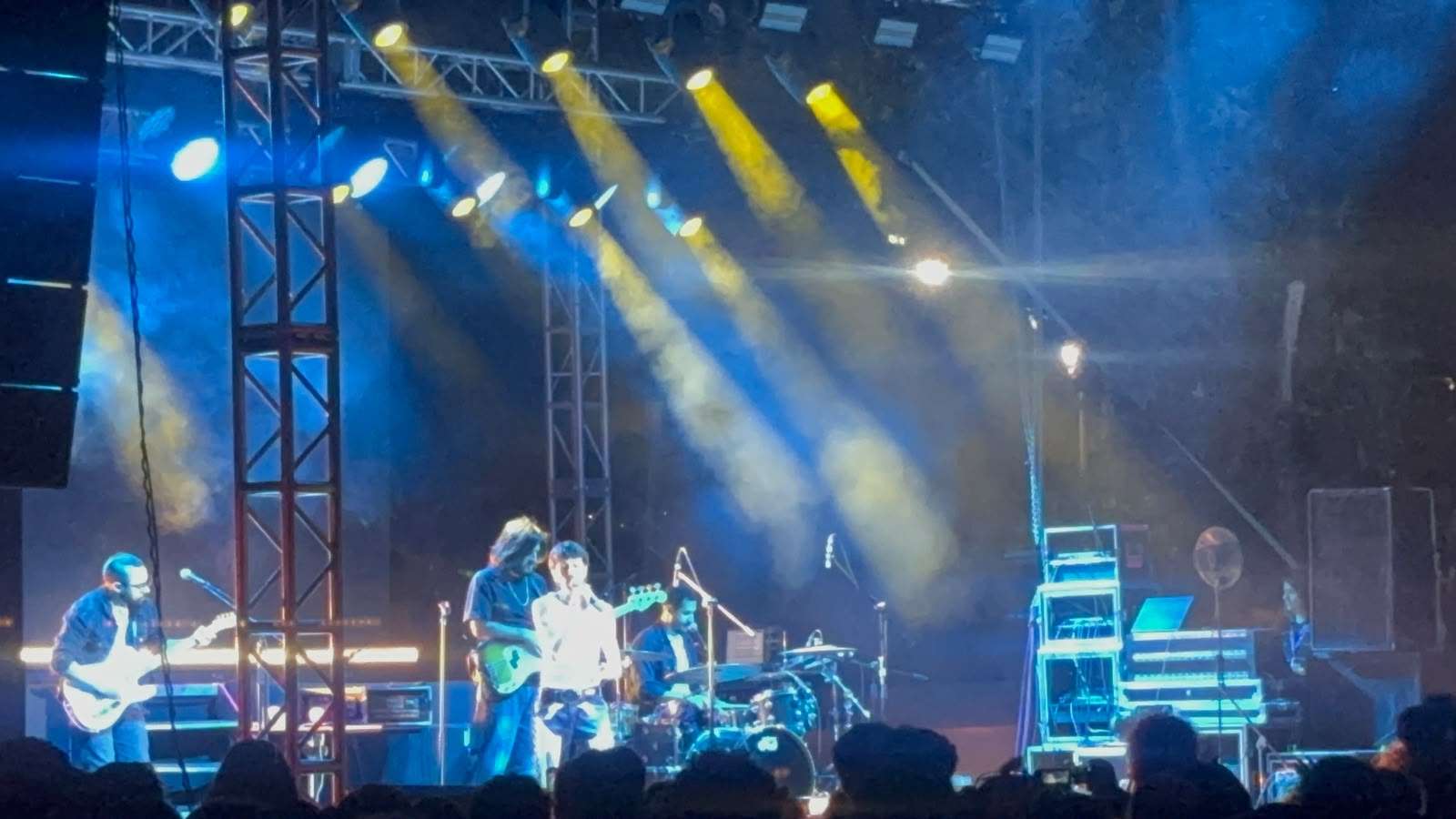 Enciende Esteman el Fich 2026 con concierto al aire libre