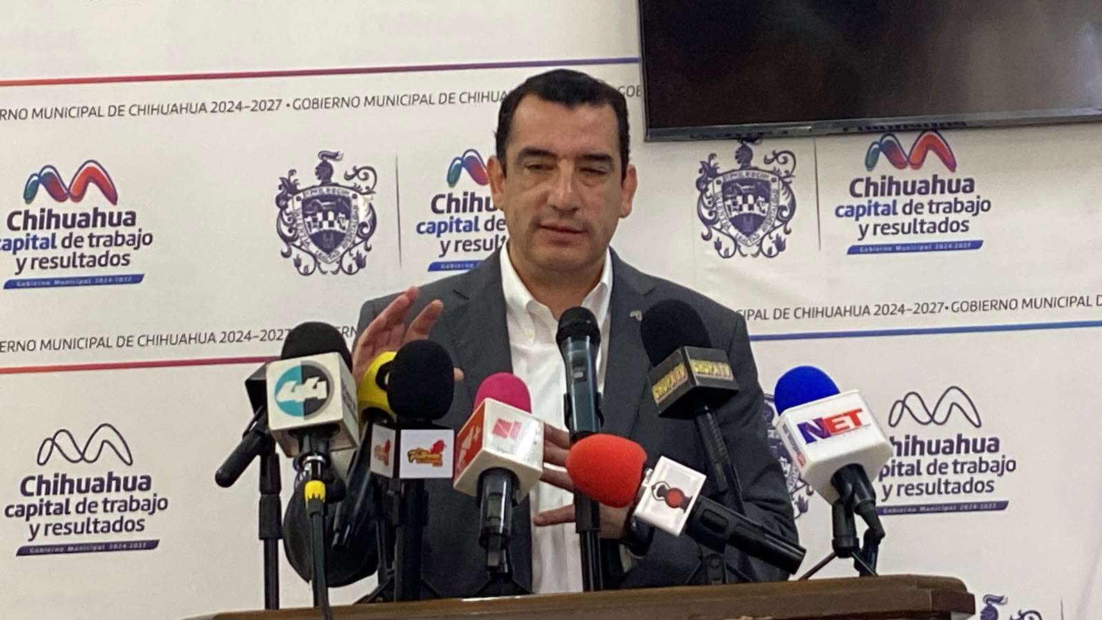 Pone René Chavira seguridad como prioridad al frente del Municipio