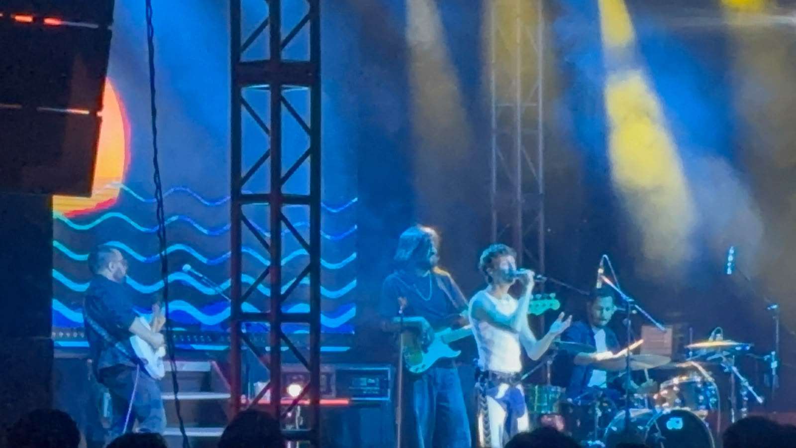 Enciende Esteman el Fich 2026 con concierto al aire libre