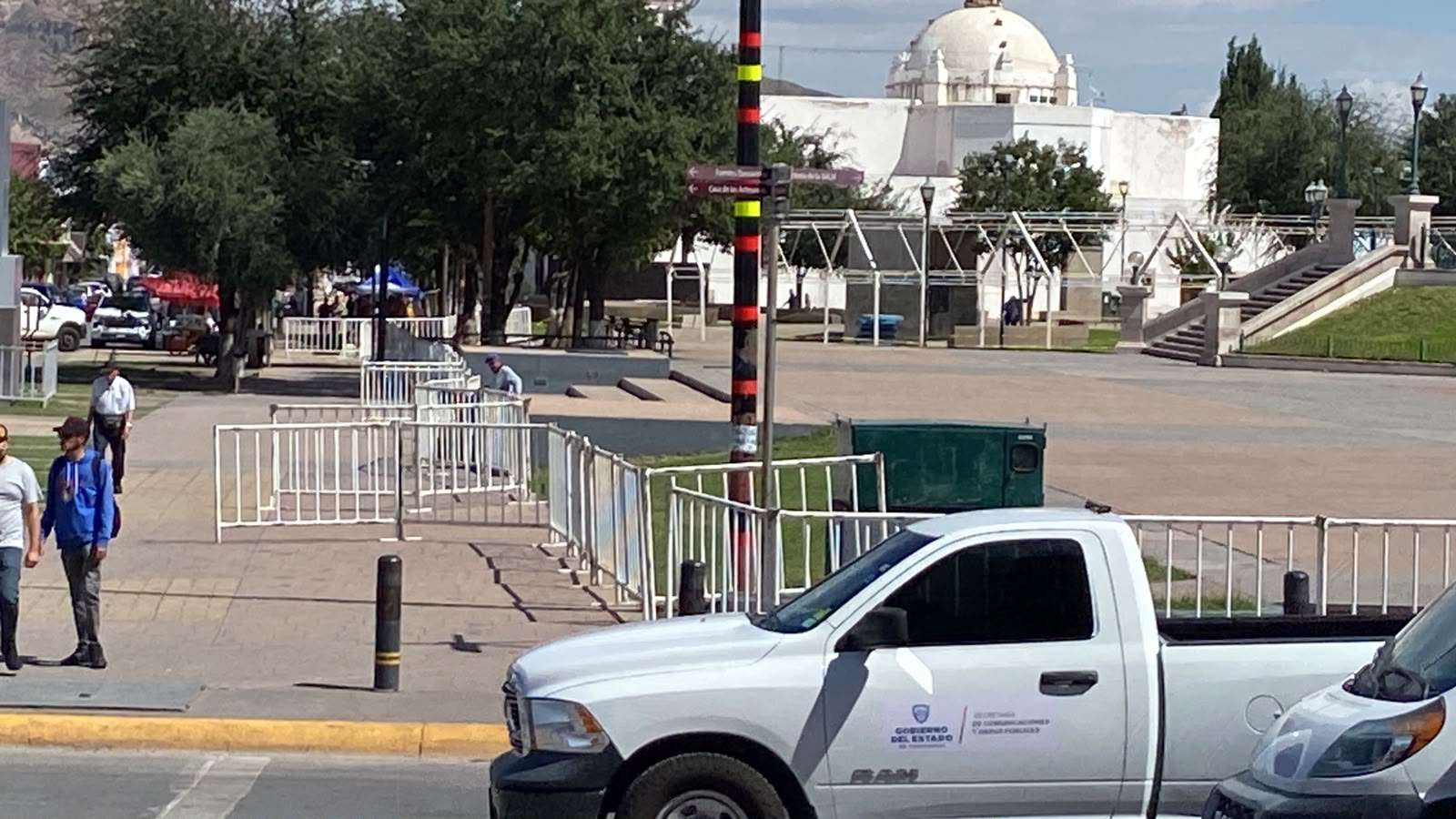 Preparan Plaza del Ángel para concierto de Alejandro Fernández