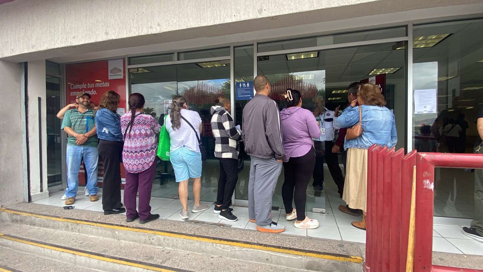 Reabre Monte de Piedad tras casi un año de huelga