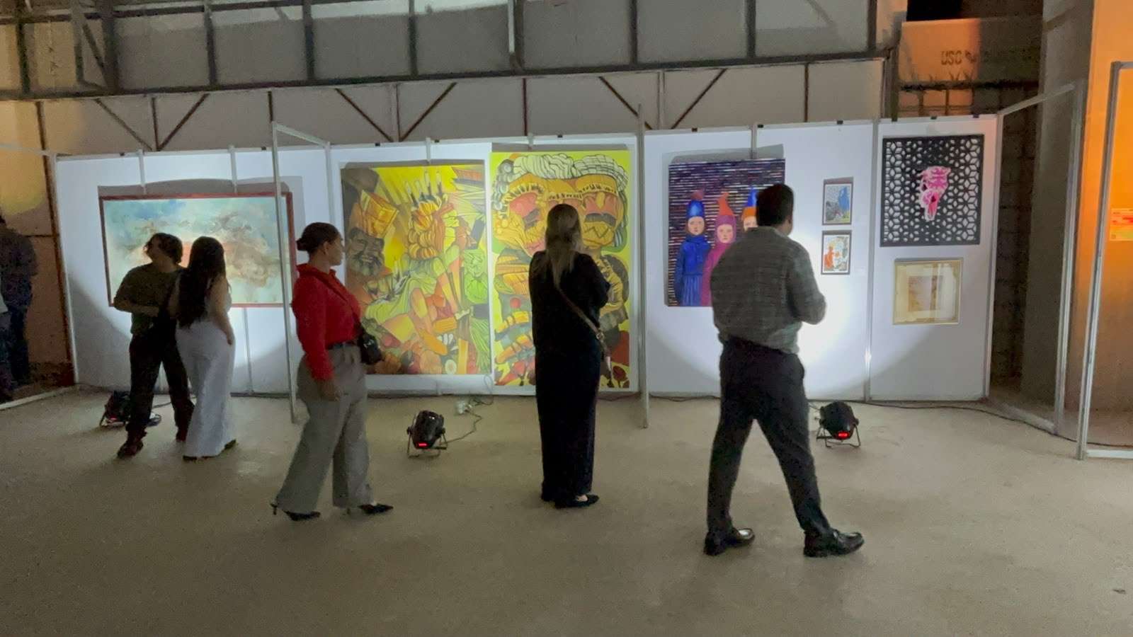 Inauguran Feria de Arte y Exposición del Fich en Paseo Central