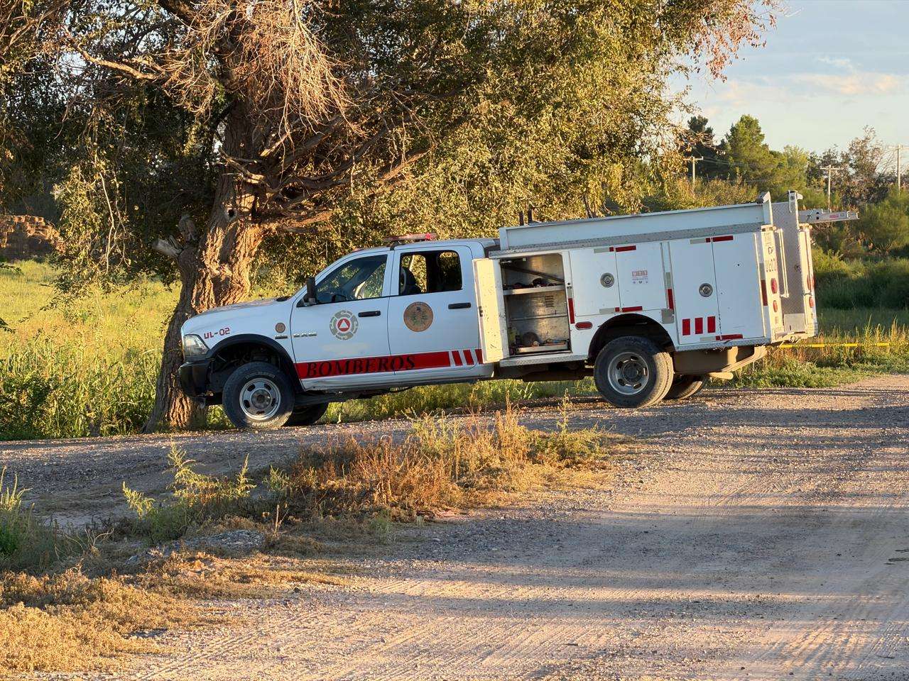 Localizan a hombre sin vida dentro de un canal en Loma Blanca