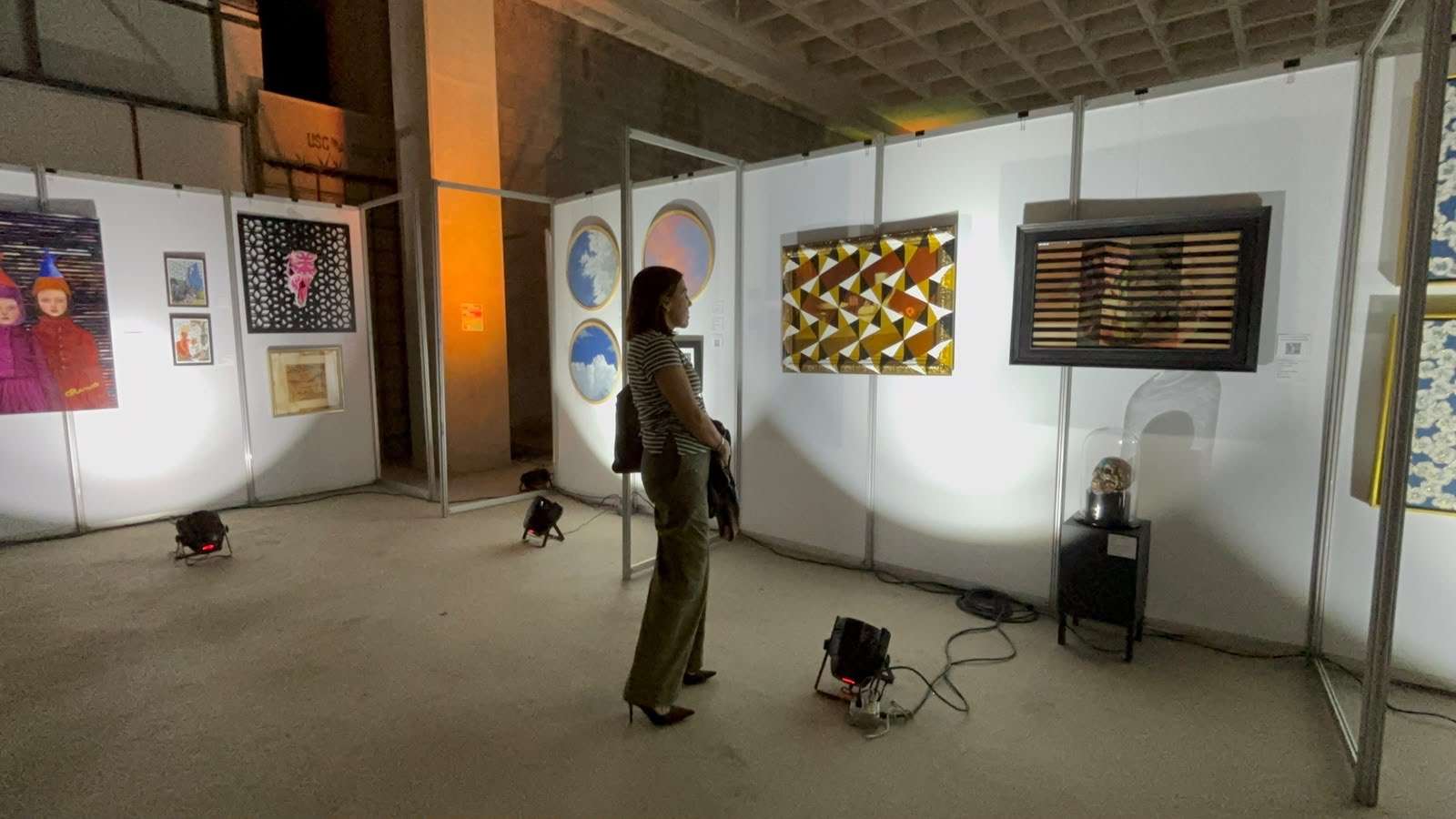 Inauguran Feria de Arte y Exposición del Fich en Paseo Central