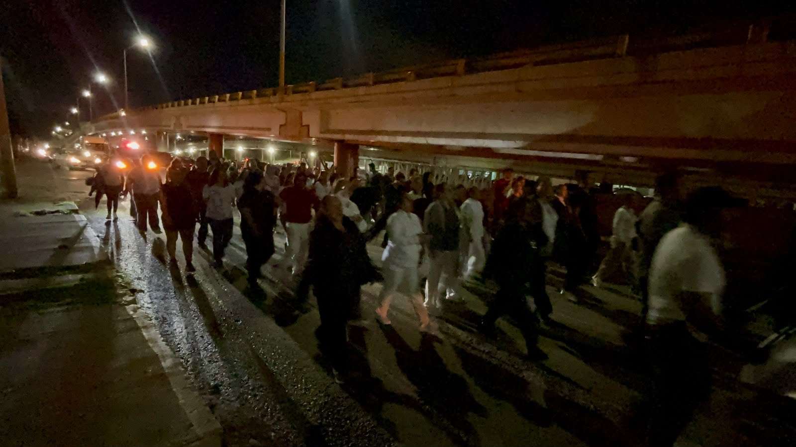 Marchan empleados del Imss hasta el Morelos