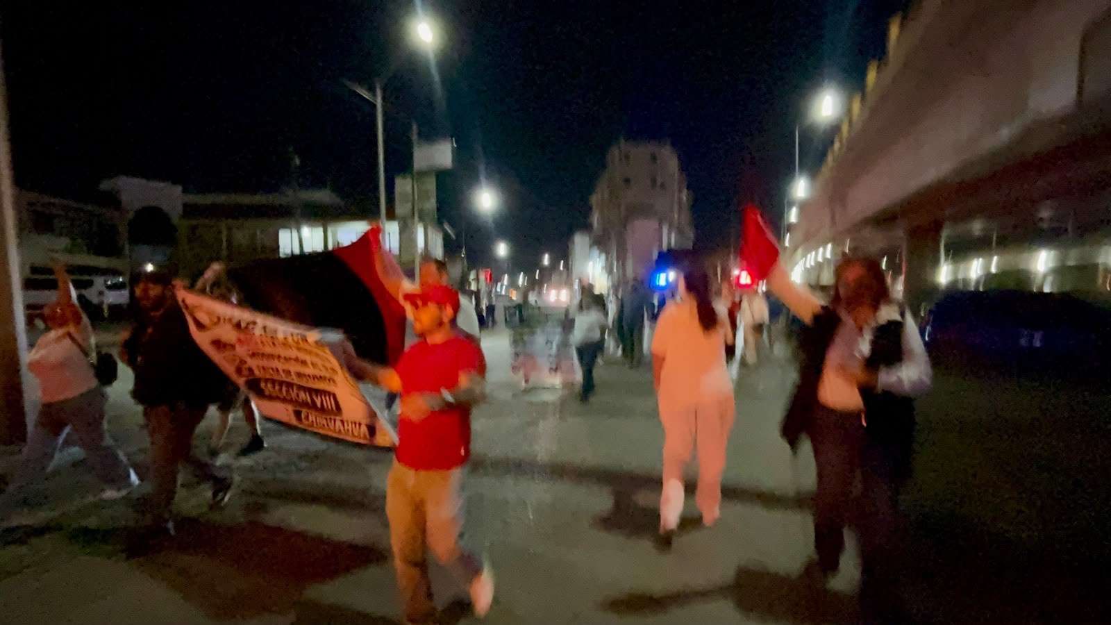 Marchan empleados del Imss hasta el Morelos