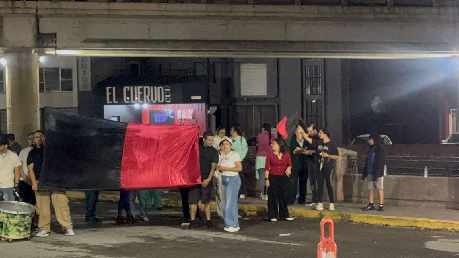 Marchan empleados del Imss hasta el Morelos