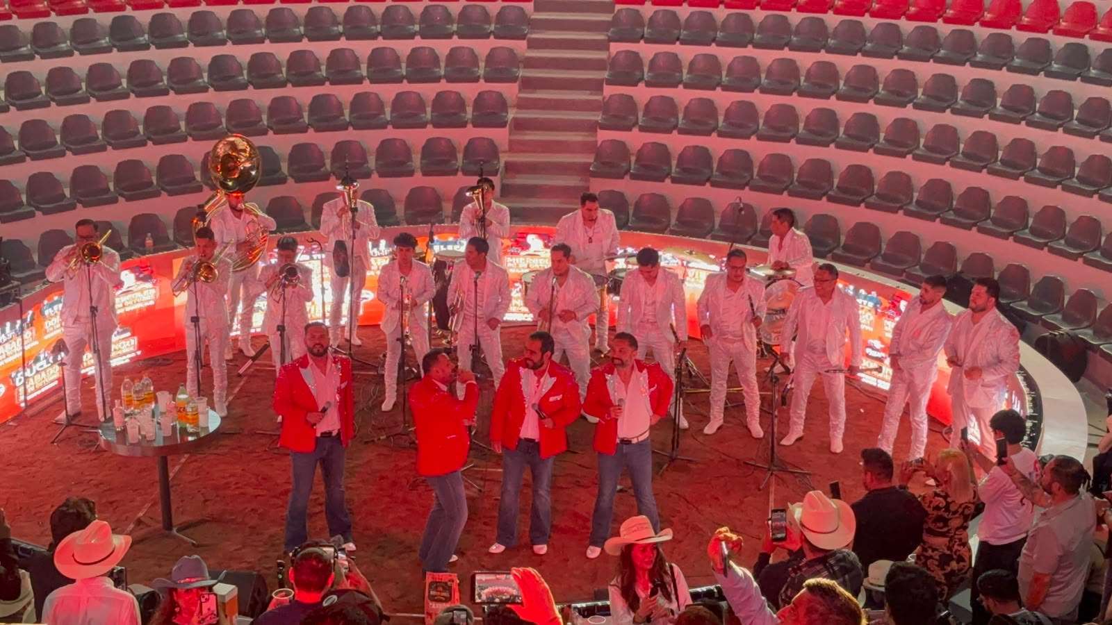 Se avienta Generación R palomazo previo al Expogan 2026