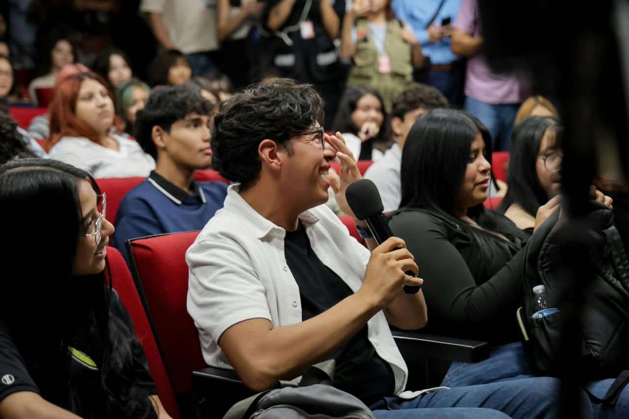 Los jóvenes de Juárez tienen el poder de cambiar su ciudad: Bonilla