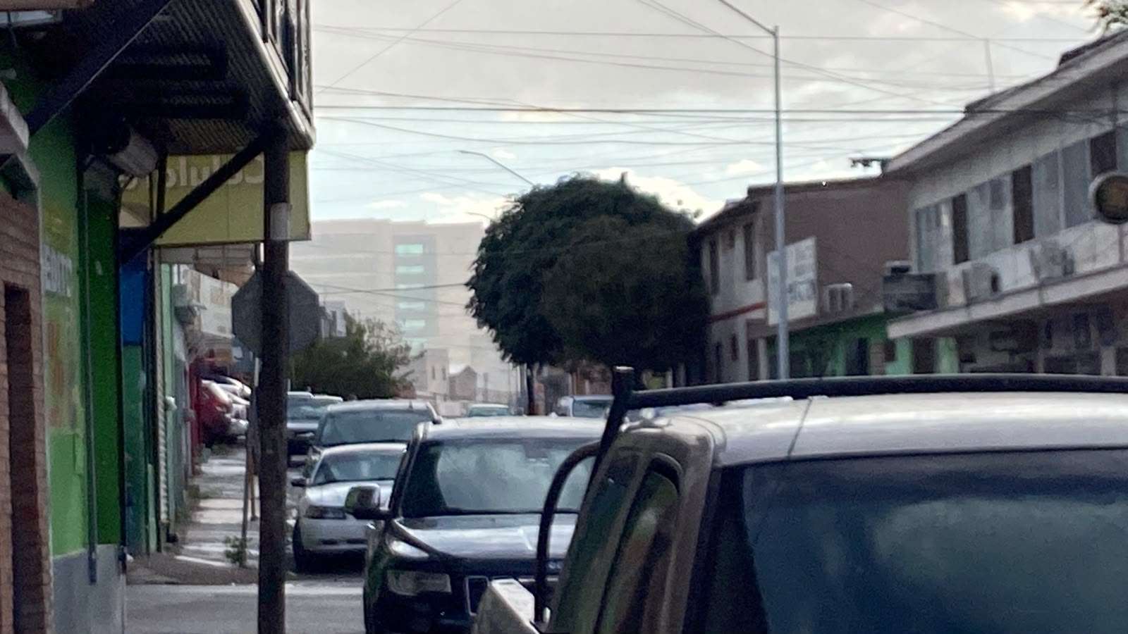 Cae lluvia ligera en el centro de Chihuahua
