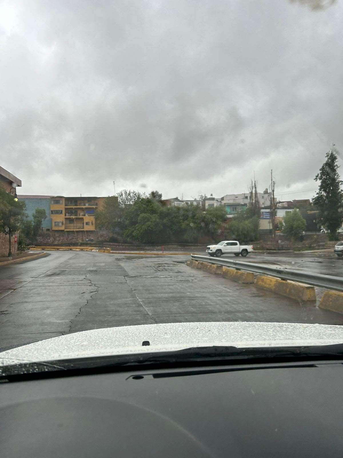 Prevén lluvias y fuertes vientos para este fin de semana