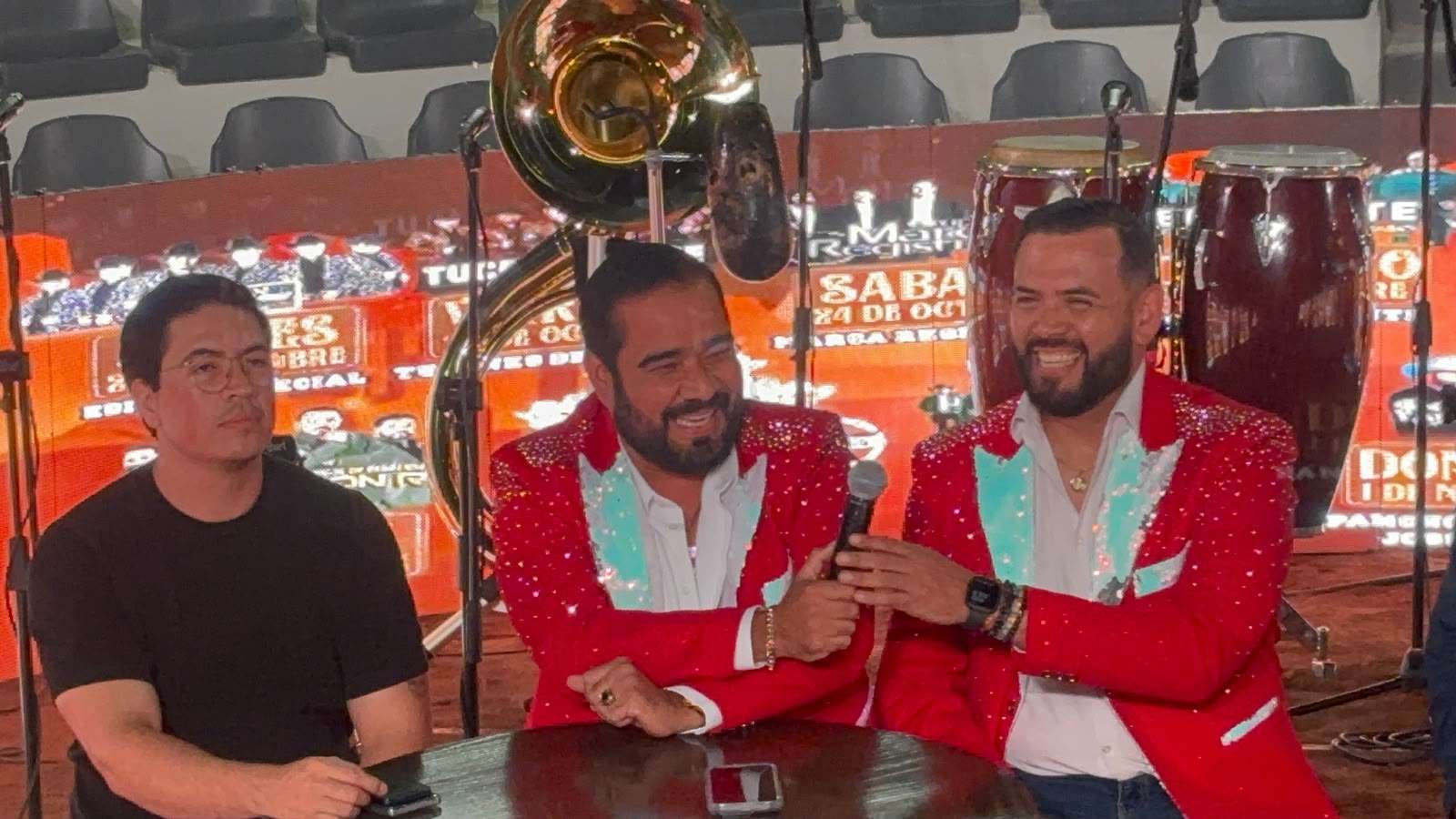 Presentan cartelera del Palenque de Expogan 2026