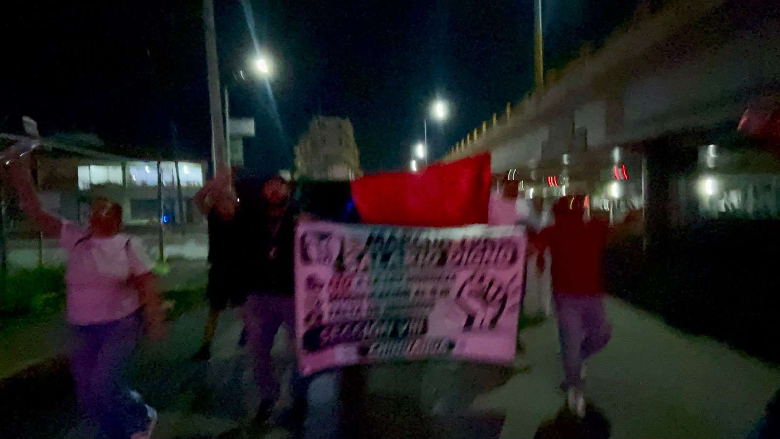 Marchan empleados del Imss hasta el Morelos