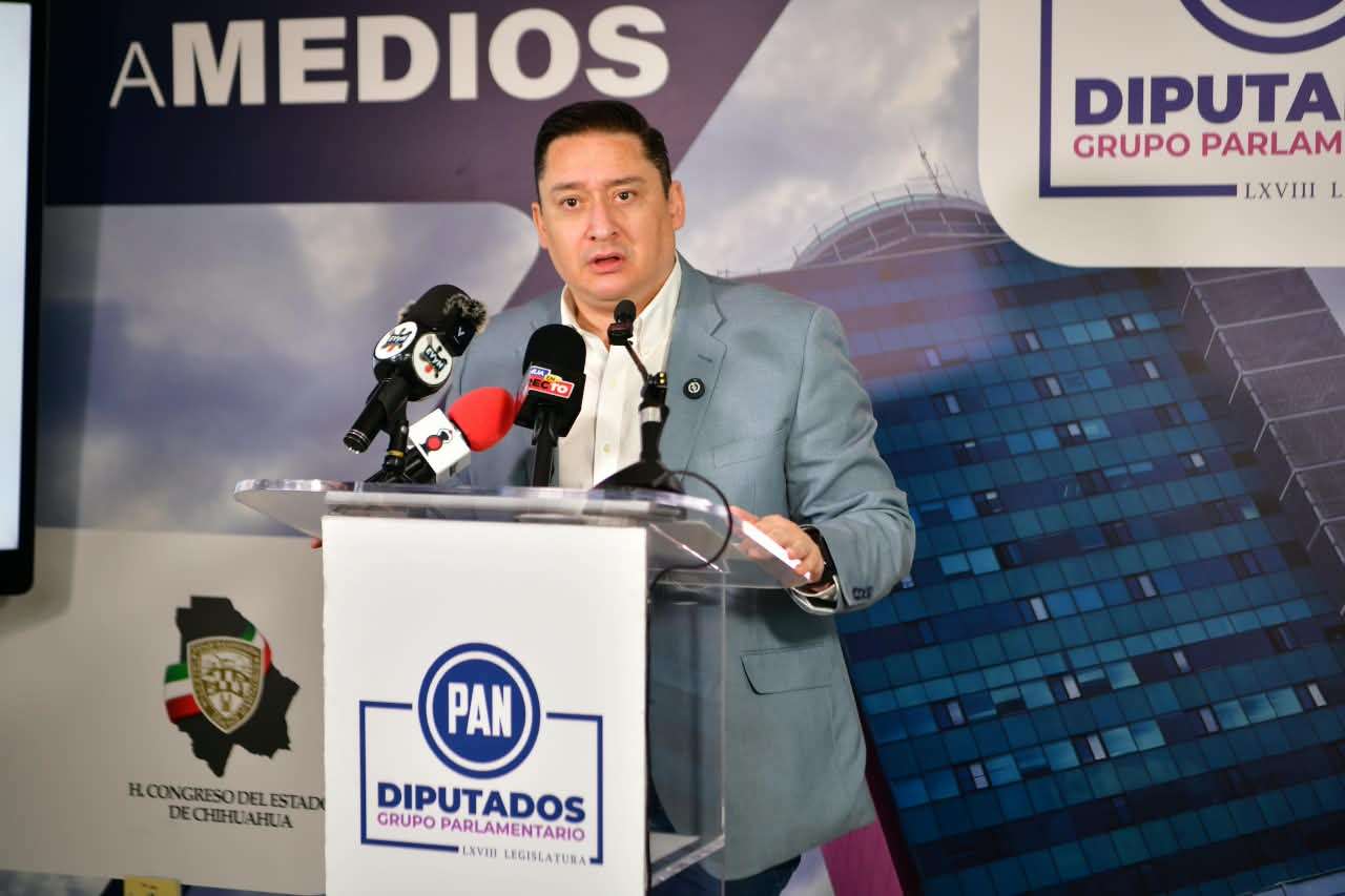 Con el acento no se ganan elecciones: dice Alfredo a Andrea
