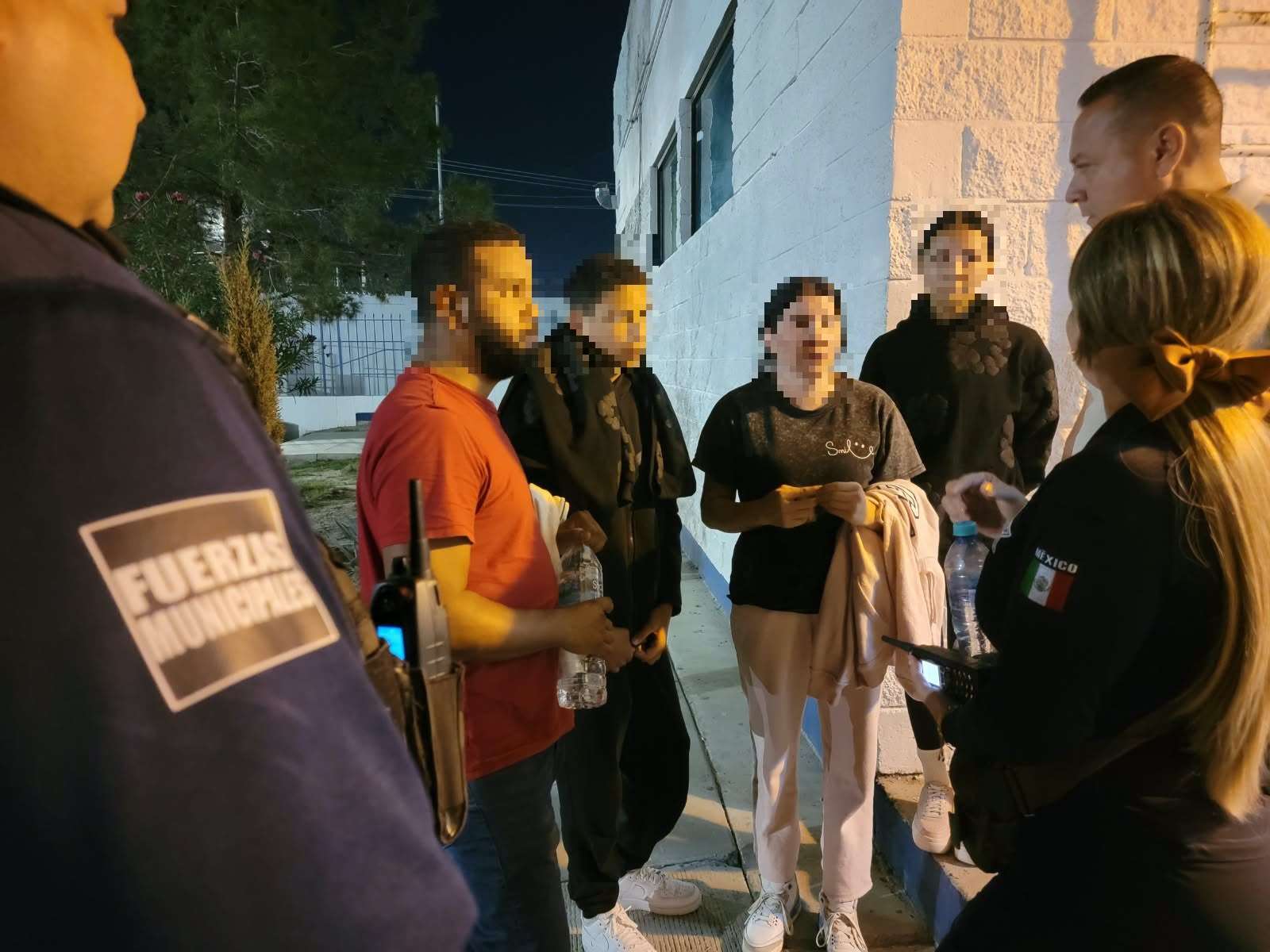 Resguardan a familia colombiana con dos menores en el fraccionamiento Roma